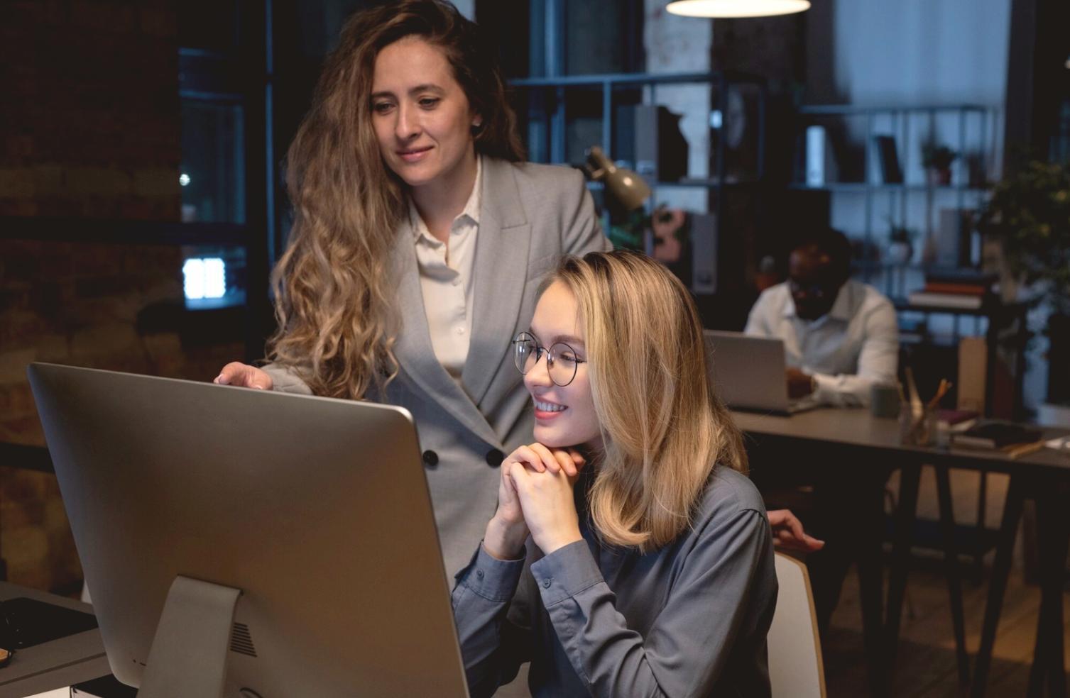 Environnement professionnel pour formations en techniques d'évaluation financière